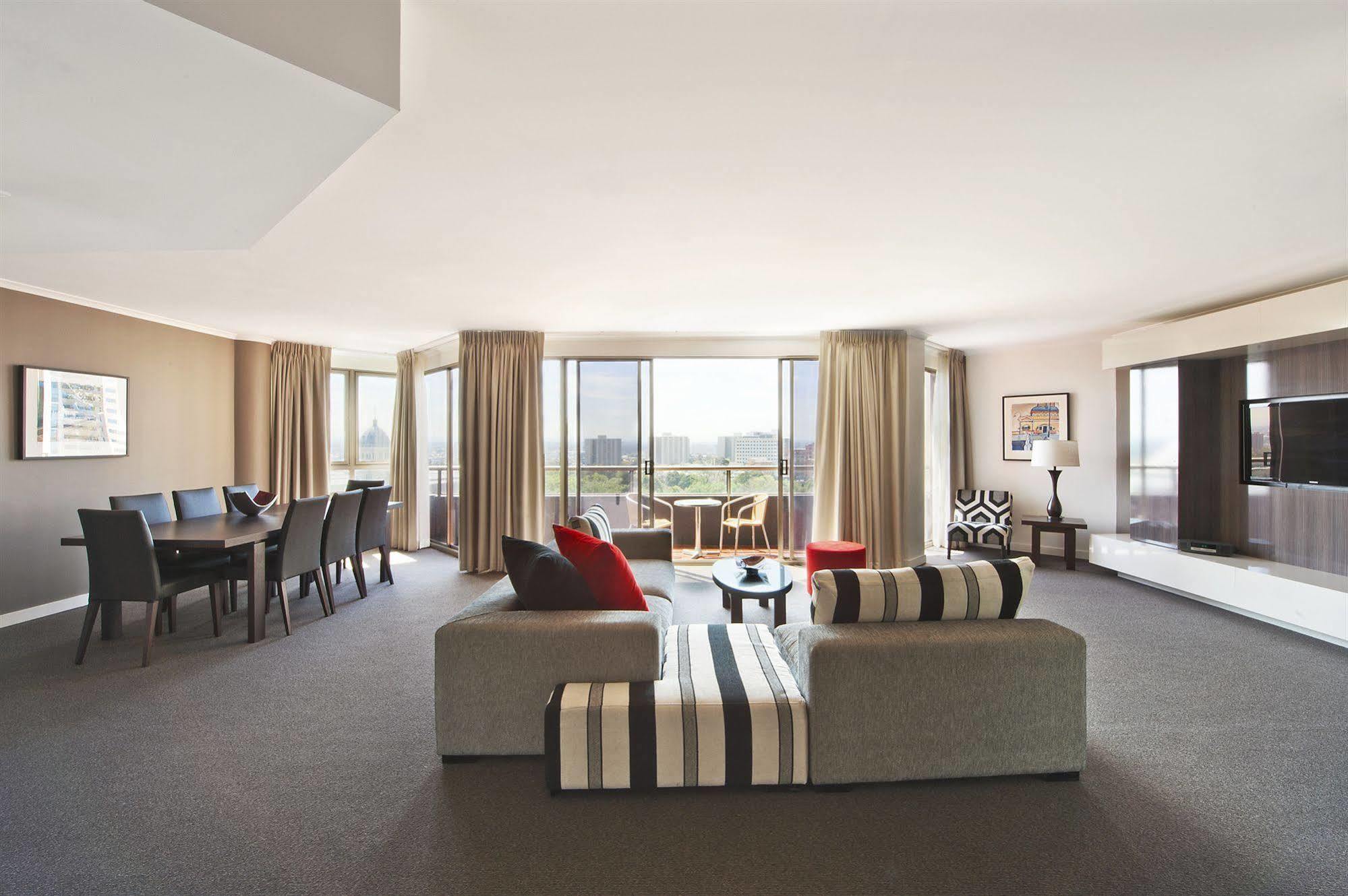 Mantra On The Park Aparthotel Мелбърн Екстериор снимка