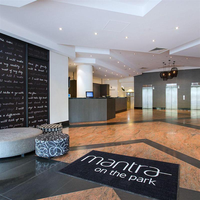Mantra On The Park Aparthotel Мелбърн Екстериор снимка